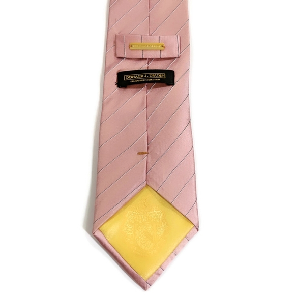 Donald J Trump Signature Collection Tie - Picture 3 of 8
